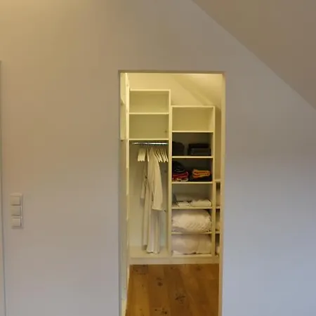 Reinbacher Apartament Ligist